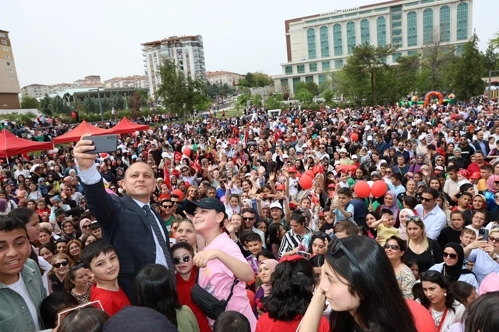 23 Nisan’ı Kırıkkale’de Çocuklar Coşkuyla Kutladı