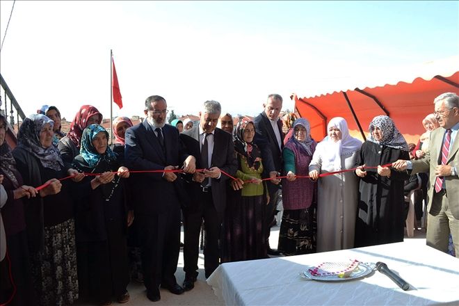 Ev hanımları Kur´an Kursu açtı 