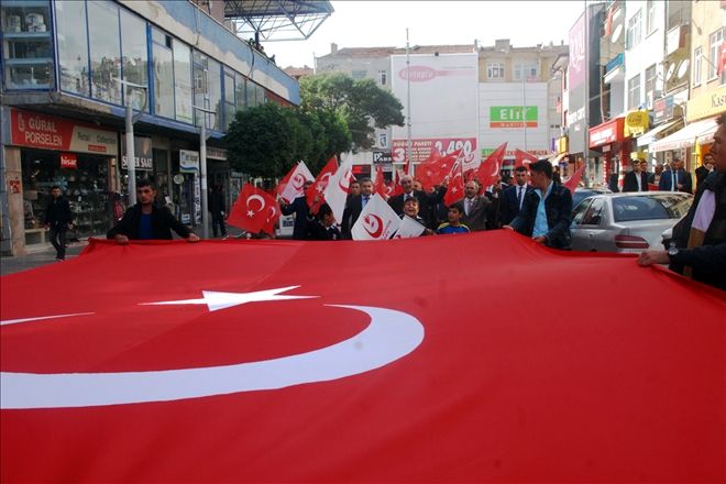 BBP´den şehit ve bayrak yürüyüşü