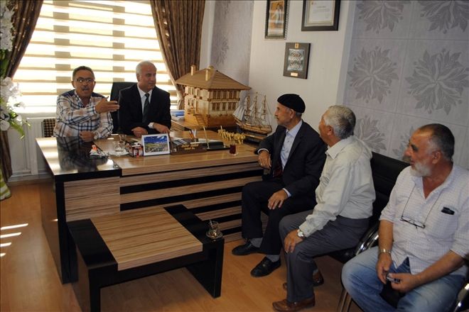 AK Parti´den esnaf ziyareti    