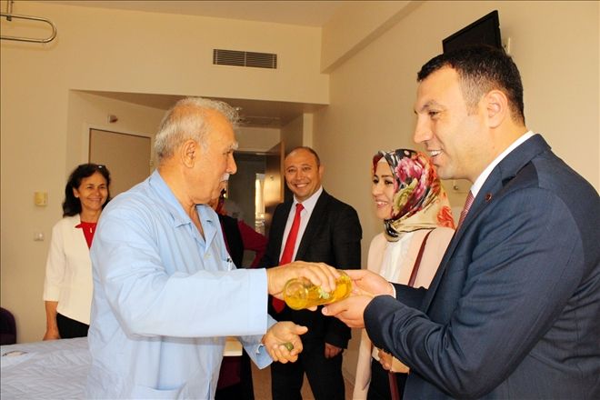 MHP´liler hastalara moral verdi