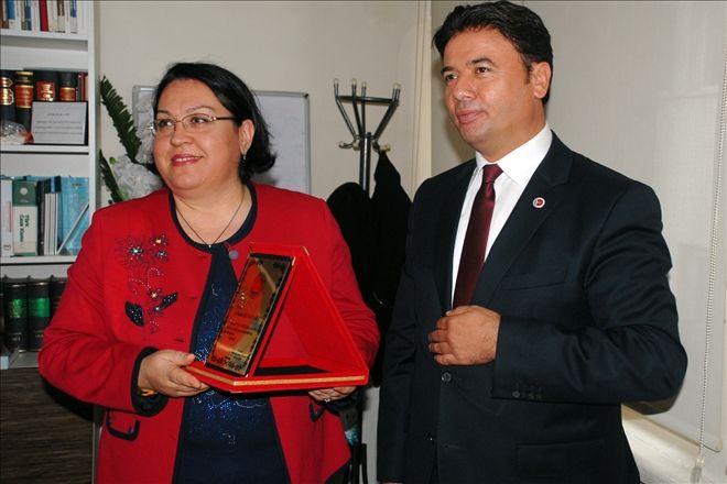 Çakır mazbatasını aldı