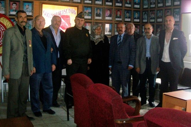 Komutandan Vatan İçin Can Verenler Derneğine ziyaret