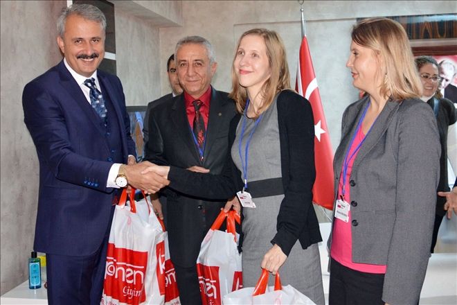 Avrupalı öğretmenlerden Sungur´a teşekkür ziyareti 