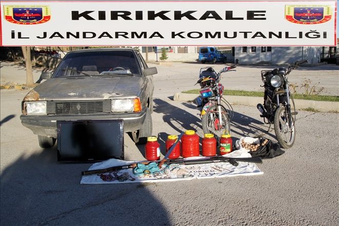 Salça hırsızları yakalandı