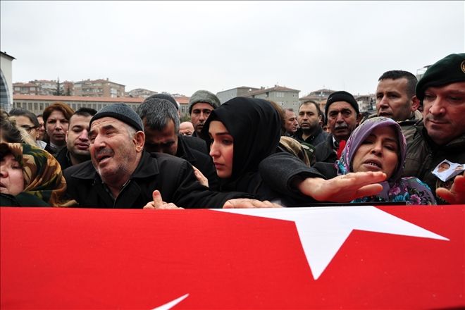 Yiğit oğlum, ağlamam!