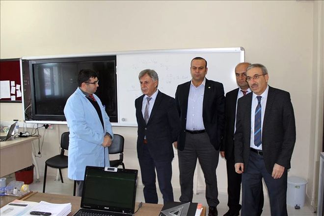 Öğrencilere en iyisini vermek için çalışıyor