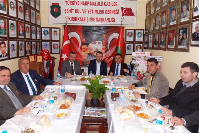 Şehit ve Gazi aileleri birliktelik yemeği yedi