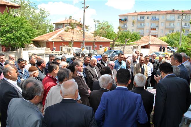 Bir günde üç miting