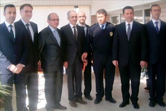 Onar`dan anlamlı hediye