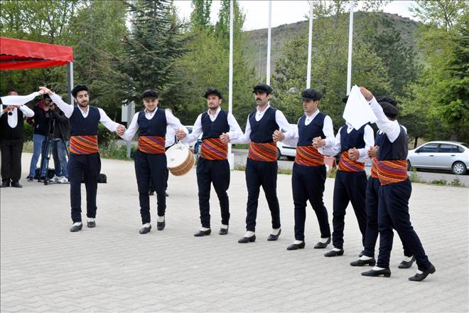 Bahar Şenlikleri başladı