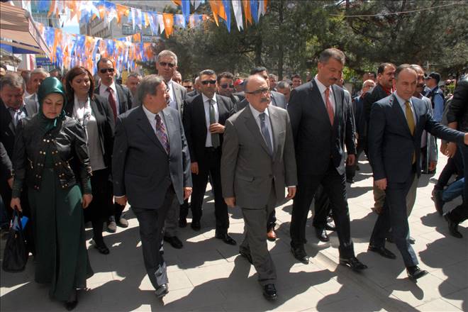 AK Parti yüzde 50 bandının altına düştü