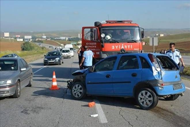 Elmadağ´da 3 kaza: 1 ölü, 7 yaralı