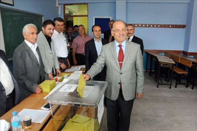 En son sözü millet söyler