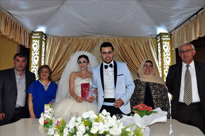 Karadurmuş ve Sezer Ailesinin mutlu günü