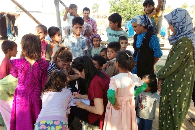 Mevsimlik işçilerin dişleri kontrol altında