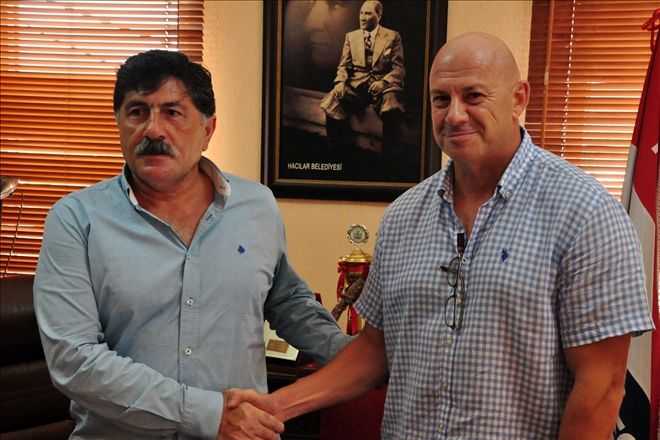 Yeni hoca Hasan Erkin Şimşir