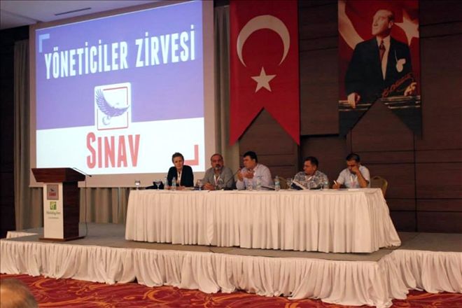 Sınav yöneticileri zirvede buluştu