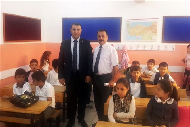 Göçer, hem baba hem vekil