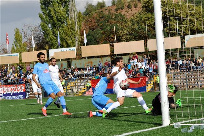 Öyle futbola böyle sonuç: Kırıkkalespor: 0-Pazarspor: 2