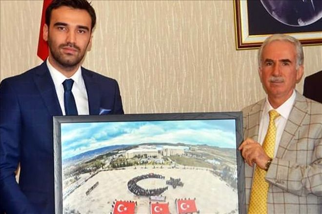 Öğrenci Konseyinden Rektör Yıldız´a Tam Destek