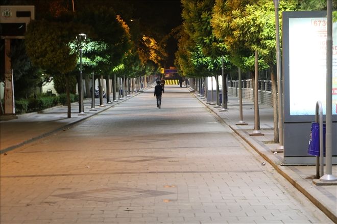 Sevgi yolu ışıl ışıl