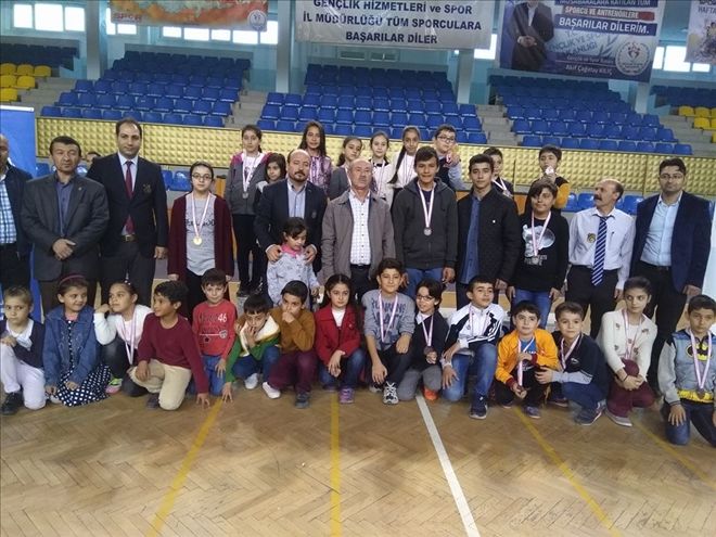 Cumhuriyet için yarıştılar