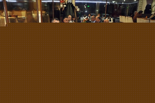 Yemek yediler, eğlendiler