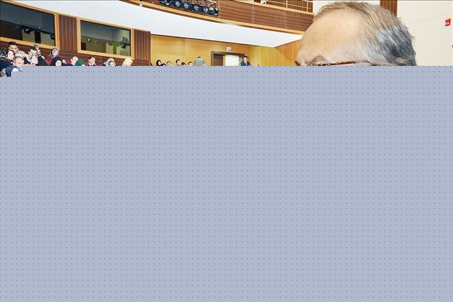 Efendimizin ahlâkını örnek almalıyız