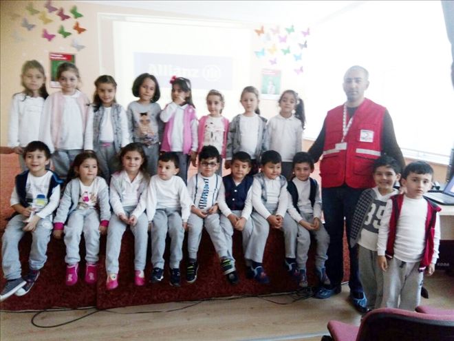 Kızılay minikleri ağırladı