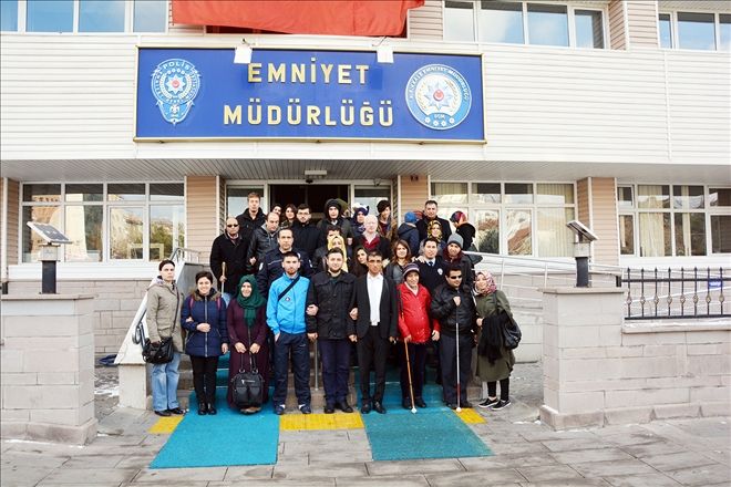 Gerekirse ülkemiz için şehit oluruz!