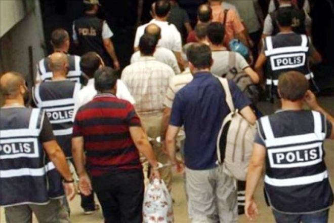11 Polise FETÖ göz altısı