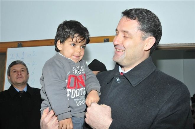 Bizim kardeşimiz ve misafirlerimizsiniz