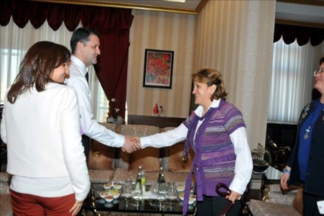 Çalışma seferberliğinde kadınlar olarak biz de varız