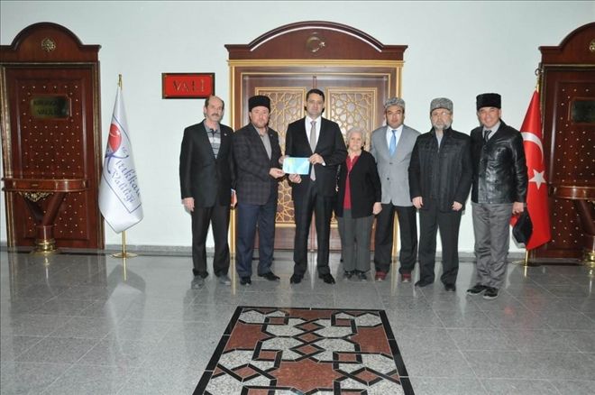 Kırım Türkleri Derneğinden Vali Haktankaçmaz´a ziyaret