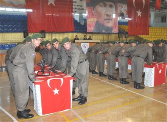 Çakı gibi asker oldular