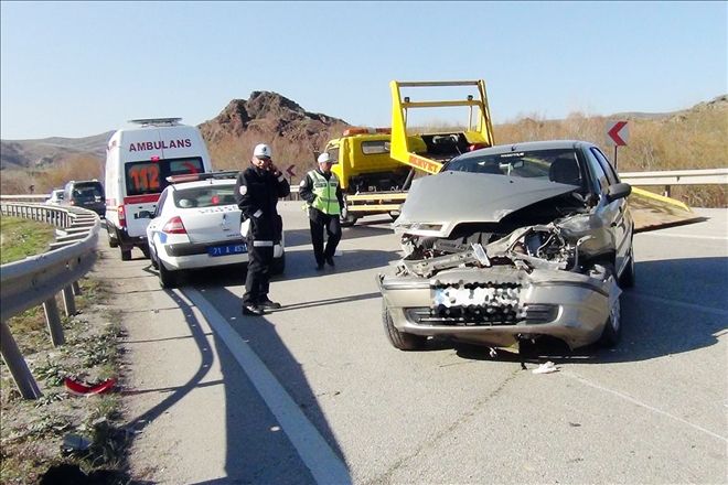 Trafik kazası: 3 yaralı