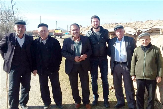 Köylünün ayağına gidiyorlar