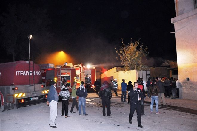 Sanayi sitesinde korkutan yangın