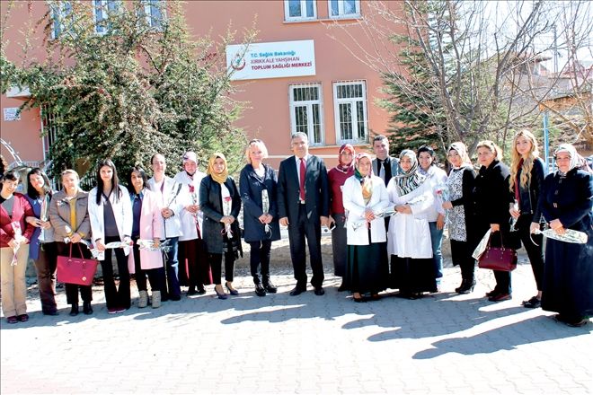 Türk Kadını dünyaya örnektir
