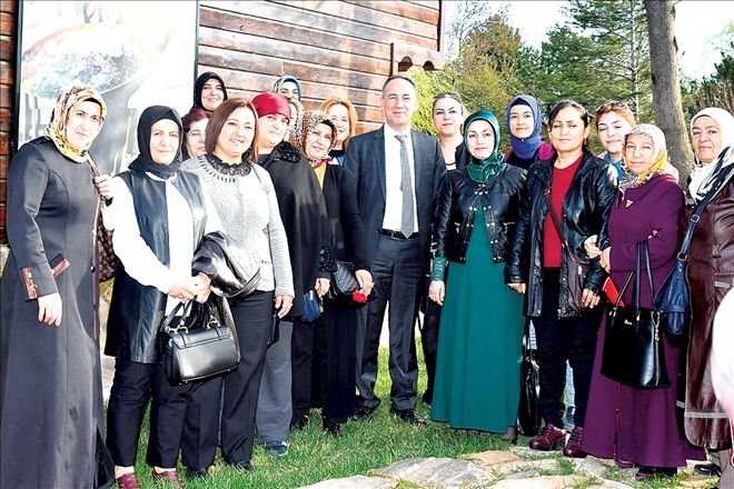 Saygılı, Kadınlar gününü kutladı