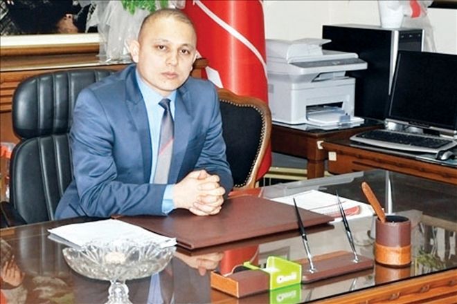 Genel Başkanımızı eleştiren en az onun seviyesinde olmalı