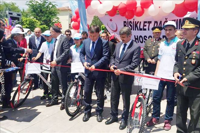 Sağlık için 407 öğrenciye bisiklet