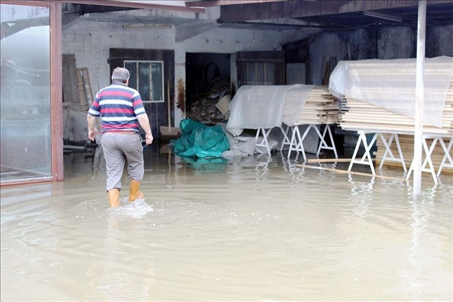 Çerikli´yi sel aldı