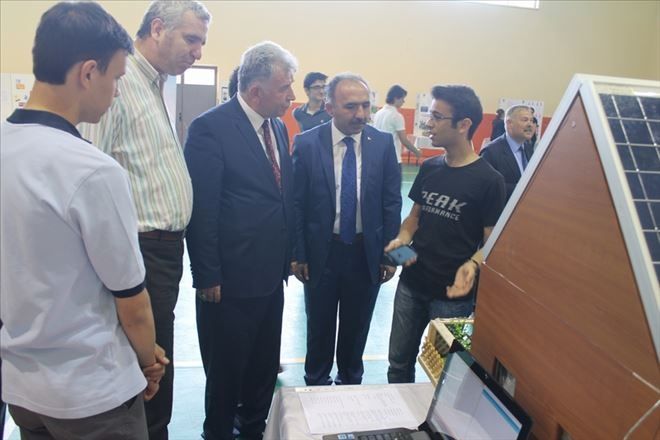 Fen Lisesinin mucit öğrencileri akıllı projeleriyle alkışı hak etti