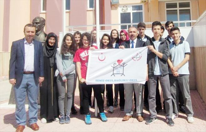 Temiz okullara beyaz bayrak