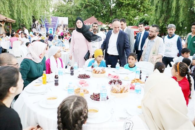 Kardeşlik iftarı