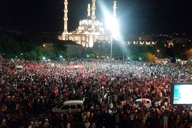 Darbeye karşı tek yürek olduk