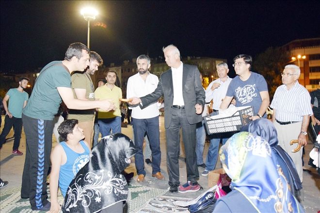 Akçay, ?Demokrasi Nöbetimiz Sürecek?
