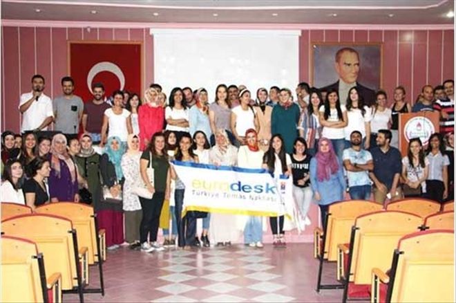 Aday öğretmenlere ?Kahoot? semineri 